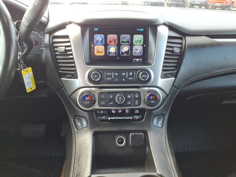 Used 2018 Chevrolet Suburban LT image 13