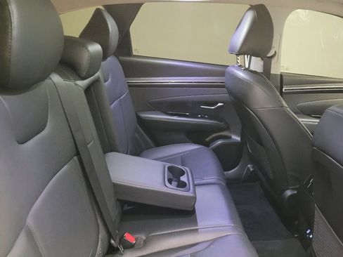 Used 2022 Hyundai Tucson Limited AWD/4WD image 19