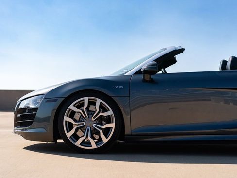 Used 2012 Audi R8 V10 AWD/4WD image 9