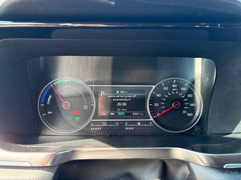Used 2023 Kia Sorento EX AWD/4WD image 18