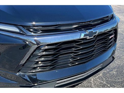 Used 2023 Chevrolet Blazer RS w/ Enhanced Convenience Package FWD image 32