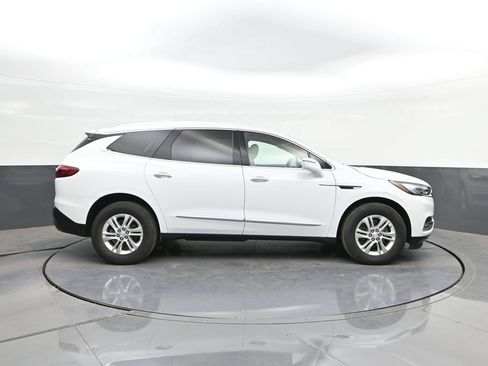 Used 2019 Buick Enclave Essence FWD image 24