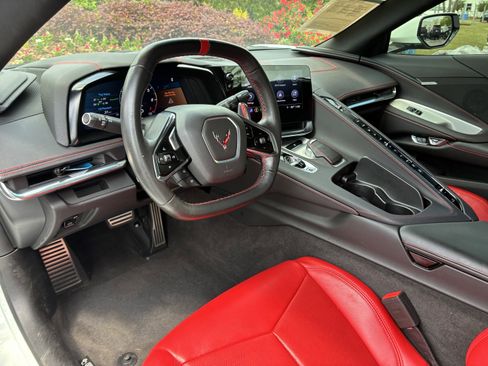 Used 2020 Chevrolet Corvette Stingray Coupe w/ 1LT RWD image 15