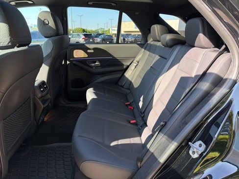 Used 2024 Mercedes-Benz GLE 350 4MATIC image 25