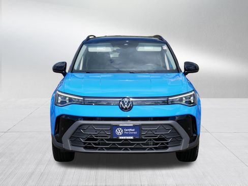 Certified 2025 Volkswagen Taos SE AWD/4WD image 2