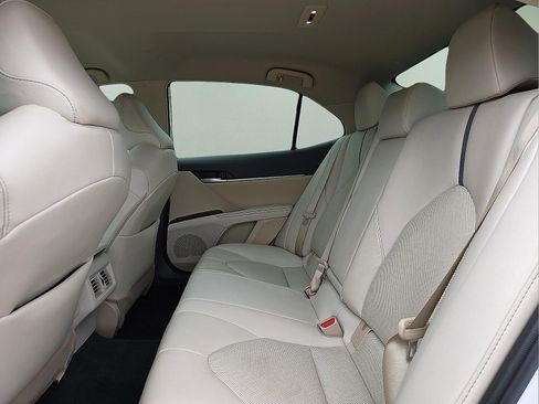 Used 2024 Toyota Camry XLE FWD image 10