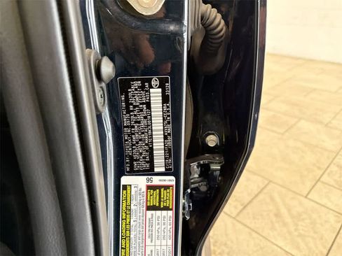 Used 2020 Toyota Camry LE image 35