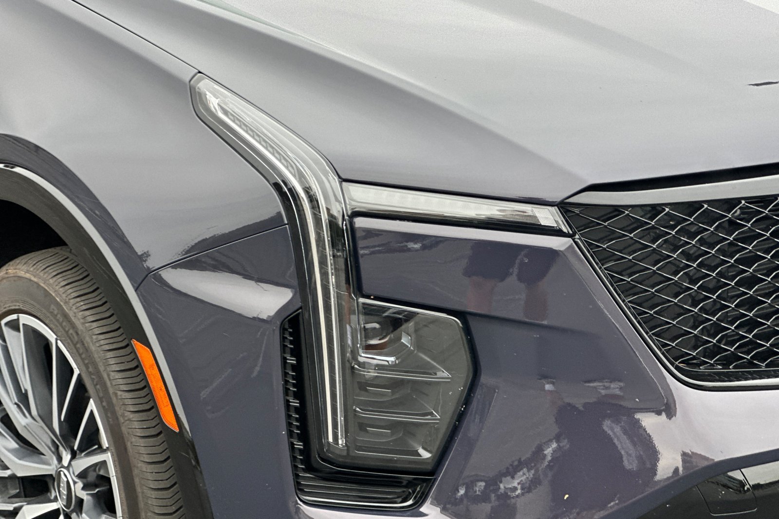 Used 2024 Cadillac XT4 Sport AWD/4WD image 47