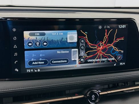 Used 2023 Nissan Ariya AWD image 21