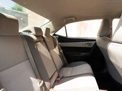 Used 2019 Toyota Corolla LE FWD image 15