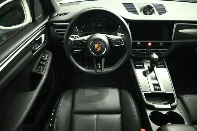 Used 2023 Porsche Macan GTS AWD/4WD image 33