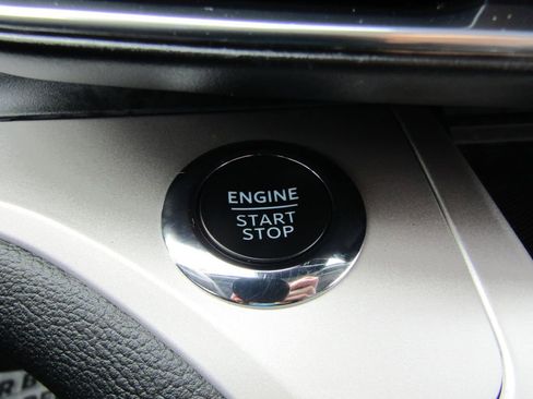 Used 2024 Ford Explorer XLT w/ Equipment Group 202A image 26