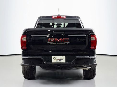 New 2026 GMC Canyon Denali image 6