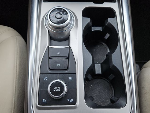 Used 2020 Ford Explorer Platinum w/ Premium Technology Package AWD/4WD image 11