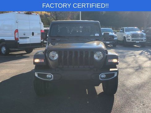 Certified 2021 Jeep Gladiator Overland w/ Popular Equipment Package image 8