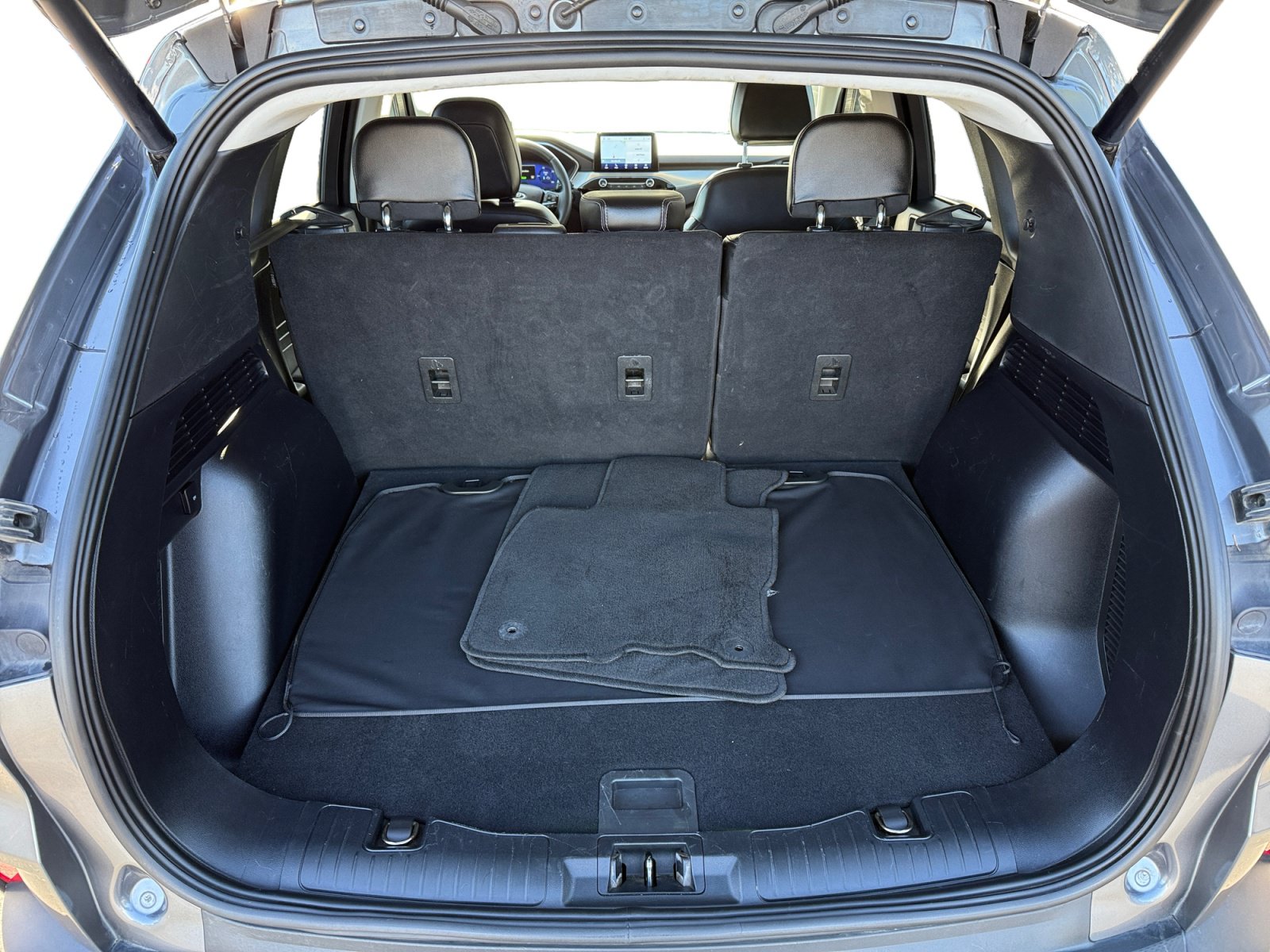 Used 2022 Ford Escape Titanium AWD/4WD image 17