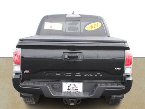 Certified 2023 Toyota Tacoma TRD Sport image 5