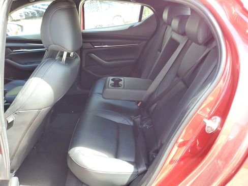 Used 2019 MAZDA MAZDA3 Base image 10