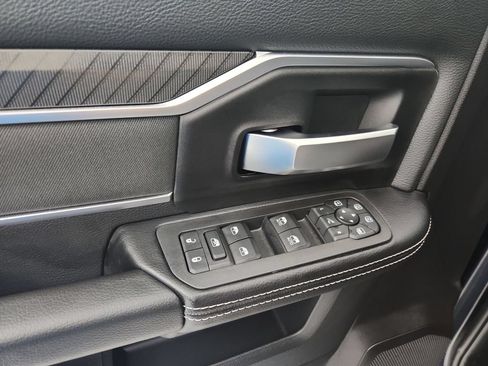 New 2026 RAM 2500 Big Horn AWD/4WD image 21
