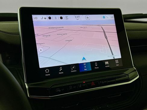 Certified 2025 Jeep Compass Trailhawk w/ Trailhawk Elite Group image 22