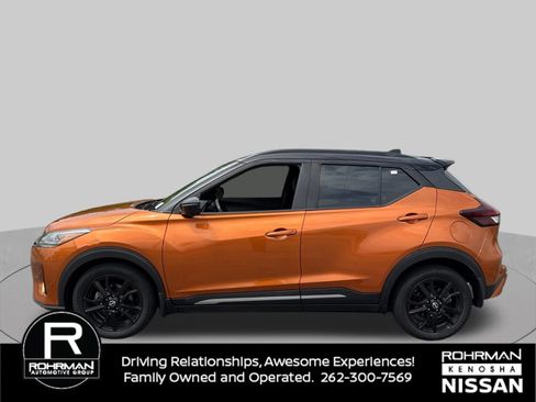 Used 2022 Nissan Kicks SR w/ Premium Package FWD image 10