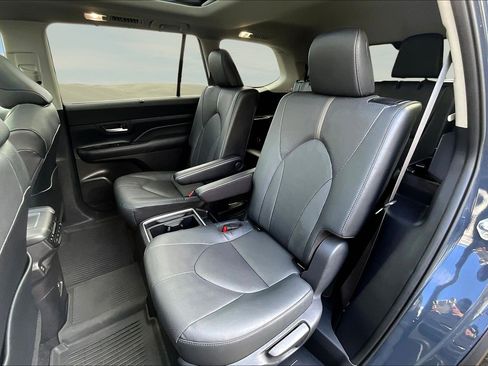 Used 2024 Toyota Grand Highlander XLE image 14
