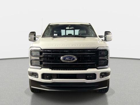 Used 2025 Ford F350 Platinum AWD/4WD image 8