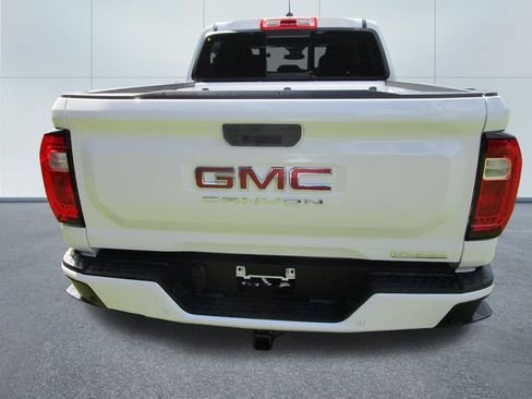 New 2026 GMC Canyon Elevation AWD/4WD image 9
