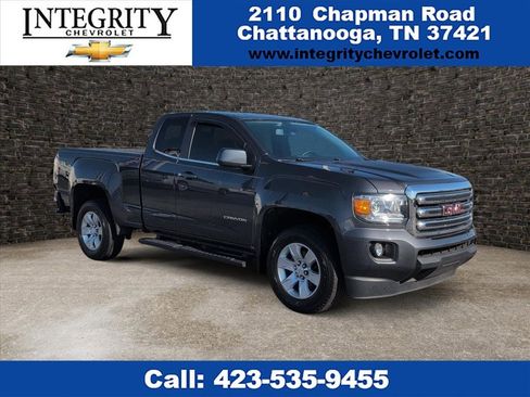 Used 2017 GMC Canyon SLE w/ SLE Convenience Package image 1