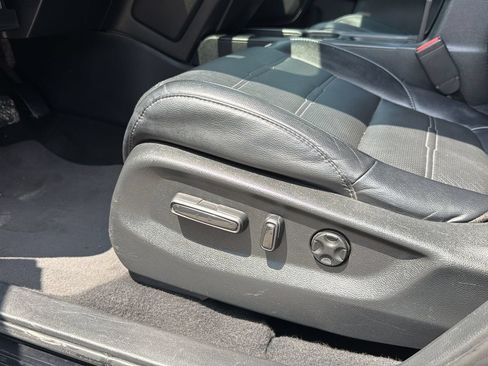 Used 2018 Honda CR-V EX-L image 10