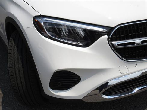Used 2026 Mercedes-Benz GLC 300 4MATIC image 27