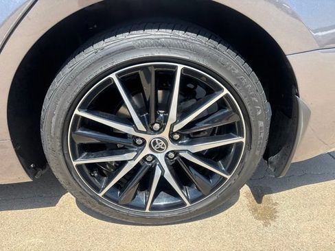 Used 2022 Toyota Camry SE w/ Carpet Mat Package (TMS) FWD image 13