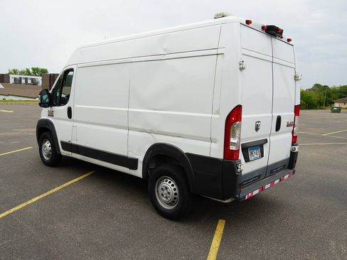 Used 2018 RAM ProMaster 2500 FWD image 11