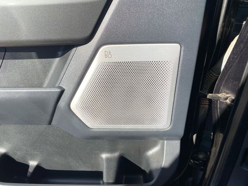 Used 2022 Ford F150 Lariat w/ Equipment Group 502A High image 26