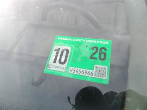 Used 2009 Mercury Grand Marquis LS image 24