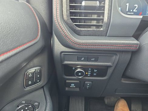 Used 2024 Ford Expedition Max Limited image 22