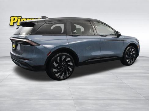 New 2026 Lincoln Nautilus Reserve w/ Jet Appearance Package image 4