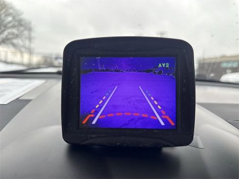 Used 2008 Volkswagen Beetle S image 19