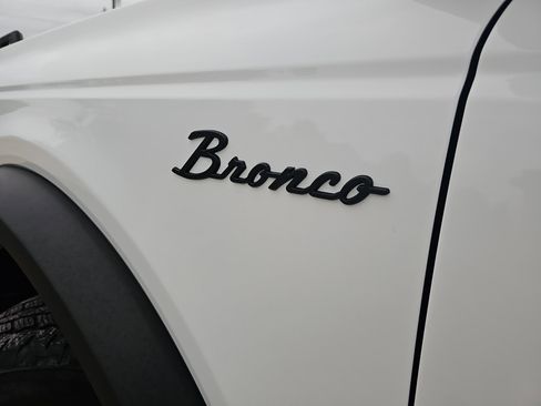 Used 2024 Ford Bronco Big Bend AWD/4WD image 9