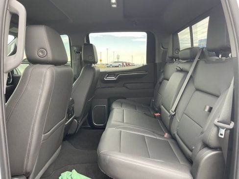 Used 2022 GMC Sierra 1500 SLT image 18