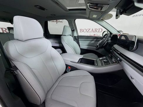 Used 2025 Hyundai Palisade SEL FWD image 35