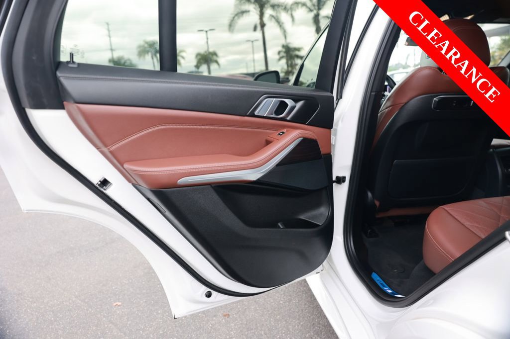 Used 2024 BMW X5 sDrive40i w/ M Sport Package RWD image 40