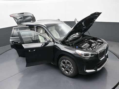 New 2026 BMW X1 xDrive28i w/ Technology Package AWD/4WD image 38