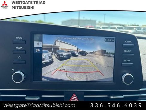 Used 2024 Hyundai Elantra SE FWD image 10