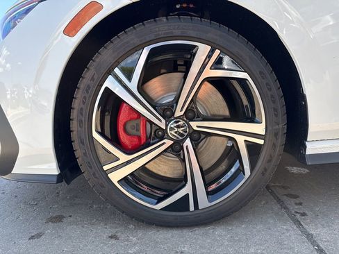 New 2025 Volkswagen GTI SE image 27