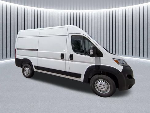 New 2026 RAM ProMaster 2500 w/ Cold Weather Group FWD image 11