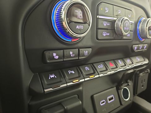 Certified 2019 GMC Sierra 1500 SLT w/ SLT Premium Plus Package image 26