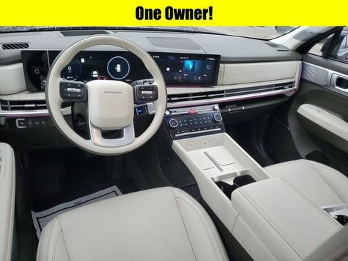 Used 2024 Hyundai Santa Fe Calligraphy image 9