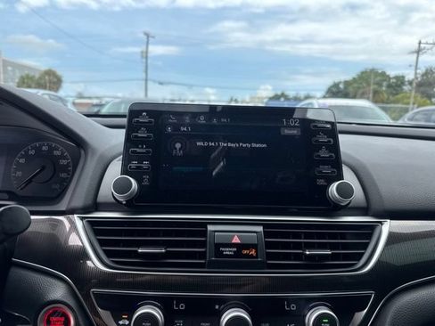 Used 2022 Honda Accord Sport image 19