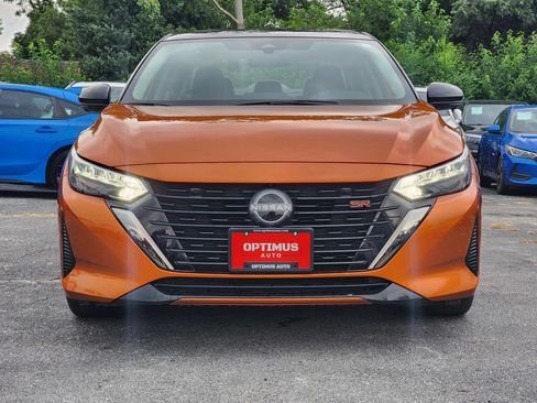 Used 2024 Nissan Sentra SR w/ SR Premium Package FWD image 2